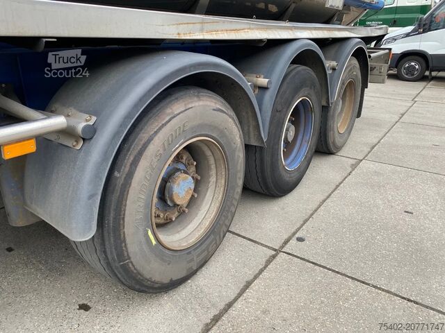 Tank Burg / 30.310 LT / 3 compartments / ADR /  Inox / SAF