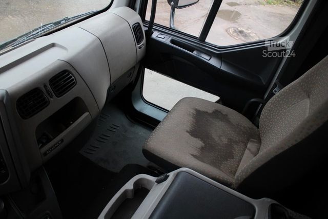 Pick-up furgonas RENAULT Midlum 160.08 - DXI5 160 Pritsche 6,1 m Nr.: 956
