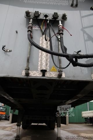 Odprta polprikolica s ponjavo PEISCHL 3 ESPOS - Schubboden 92 m³ Nr.: 752