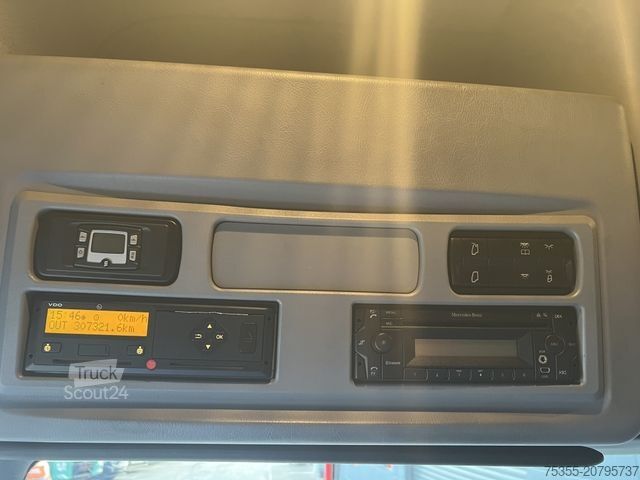 Tentinė platforma sunkvežimis MERCEDES-BENZ Atego 1530 Klima Motorbremse Tempomat 7,35m +LBW