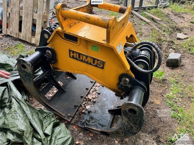 Humus SO450 so závesom S60. Humus SO450 m/ S60 feste.