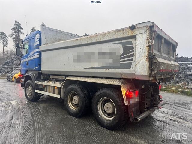 Sklápač Scania R560 6x4 tipper truck, snow plough equipped, with