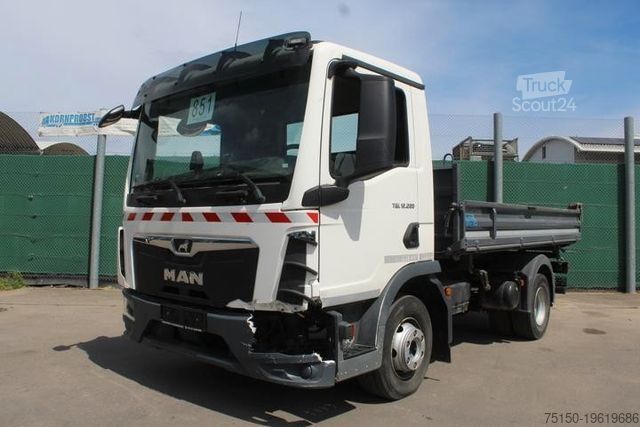 Driezijdige kipper MAN TGL 12.220 4x2 BL -  UNFALL - Nr.: 851