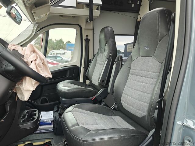 Adria TWIN 640SGX 180 KM AVTOMAT MARKIZA DVIŽNA POSTELJA Adria TWIN 640SGX