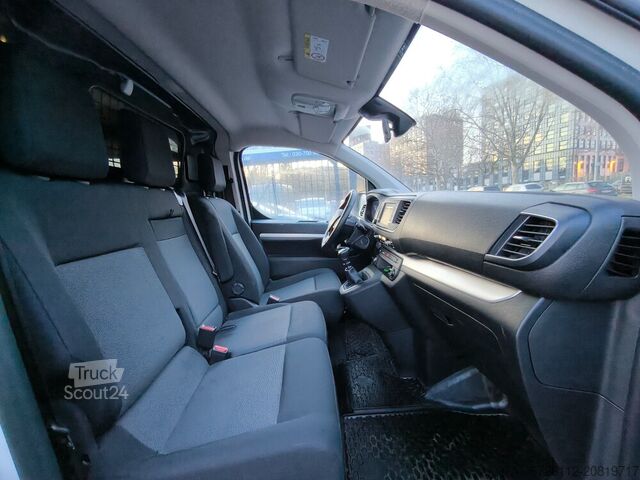 Opel Vivaro 2.0 Edition M (L2) TEMP NAVI AUTOMATSKA KLIMA Opel Vivaro