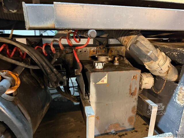 Saugfahrzeug Volvo FH 460 8X4 SILO KOMPRESSOR / BDF / PRITSCHE PLA...