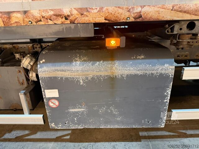 Saugfahrzeug Volvo FH 460 8X4 SILO KOMPRESSOR / BDF / PRITSCHE PLA...