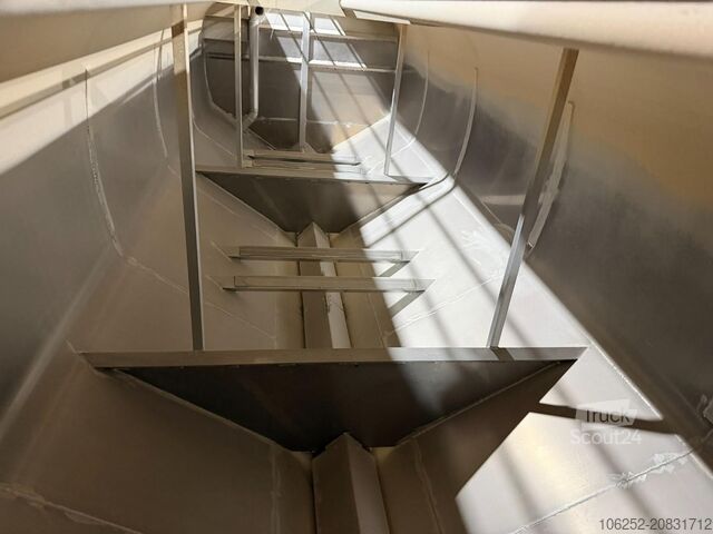 Saugfahrzeug Volvo FH 460 8X4 SILO KOMPRESSOR / BDF / PRITSCHE PLA...