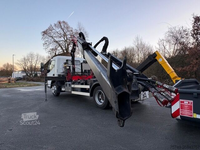 Telehoist load lugger van Fuso FUSO 7C18 City Abrollkipper + Ladekran Palfinger
