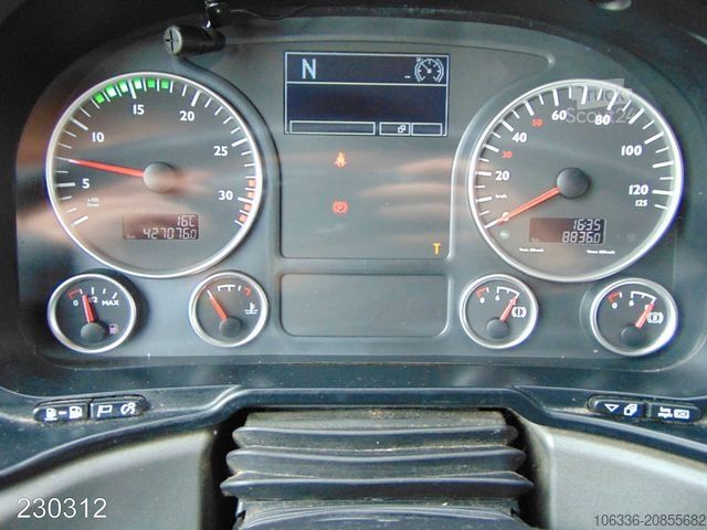 Curtain sider van MAN TGL 8.180 BB -LBW-KLIMA-