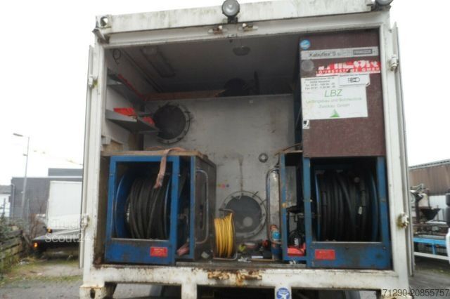 Vacuum tank truck DEUTZ Deutz Diesel Motor.