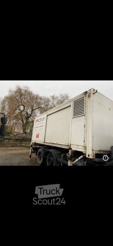 Vacuum tank truck DEUTZ Deutz Diesel Motor.