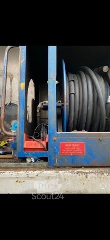 Vacuum tank truck DEUTZ Deutz Diesel Motor.