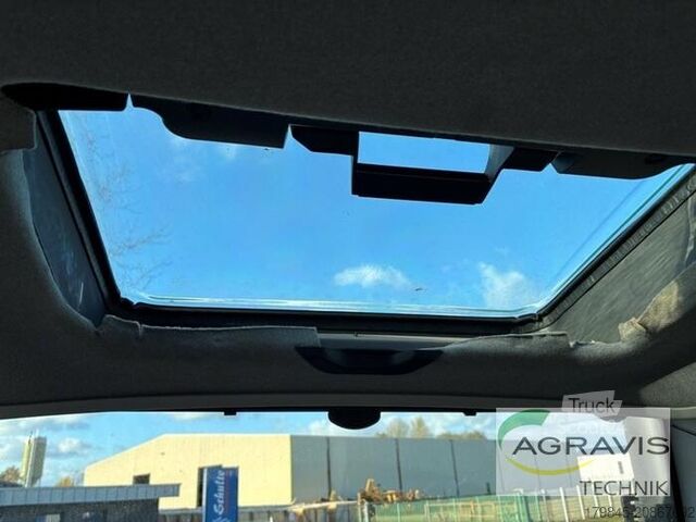 Traktor New Holland T 7.275 AUTO COMMAND HD PLM