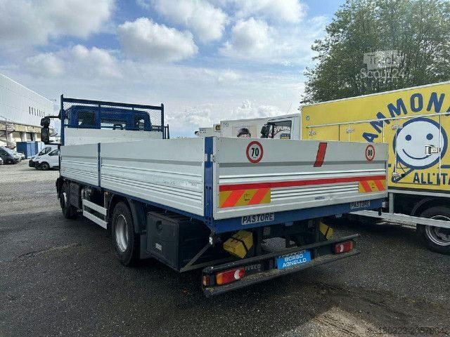 Camión de plataforma IVECO ML160E28/P