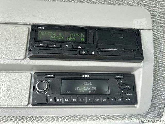 Camión de plataforma IVECO ML160E28/P