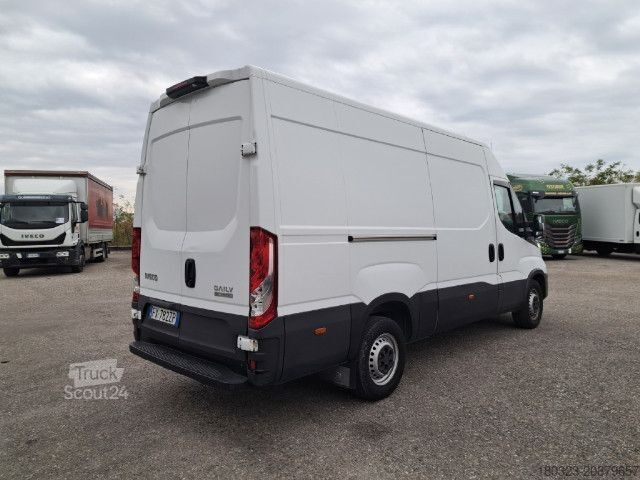 Furgone IVECO 35S16A8 V