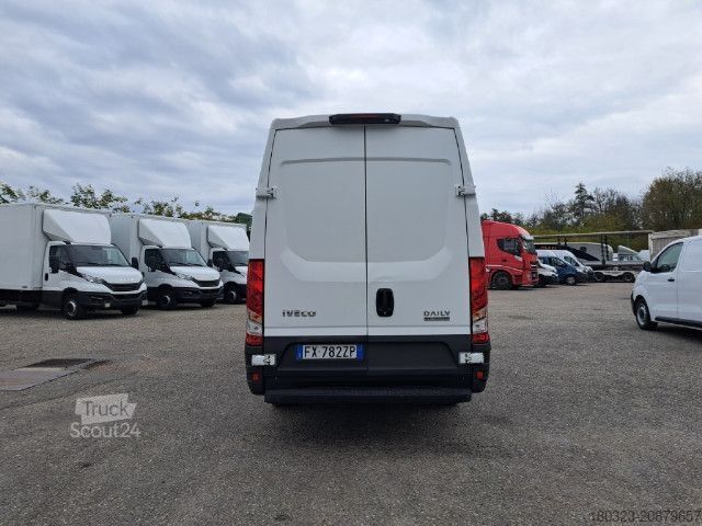 Furgone IVECO 35S16A8 V