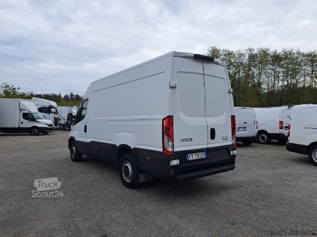 Furgone IVECO 35S16A8 V