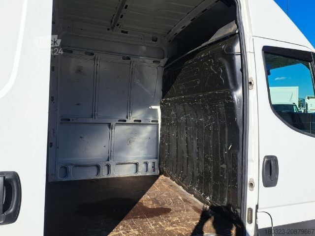 Furgone IVECO 35S16 V