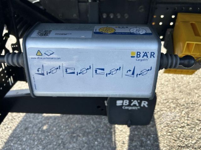 Camión caja IVECO ML120E25/P