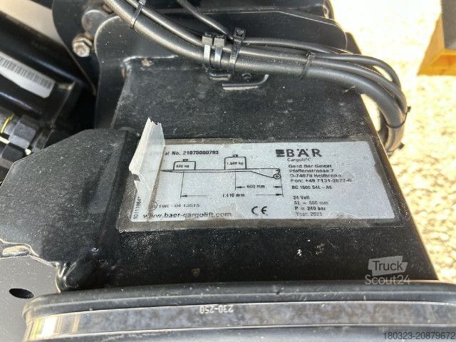 Camión caja IVECO ML120E25/P