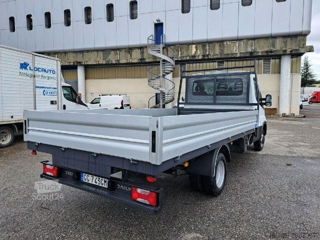 Camión de plataforma IVECO 35C14