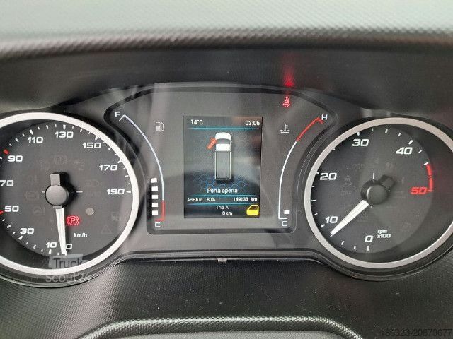 Camión de plataforma IVECO 35C14