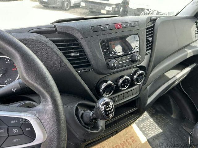 Camión volquete trilateral IVECO 35C14H D