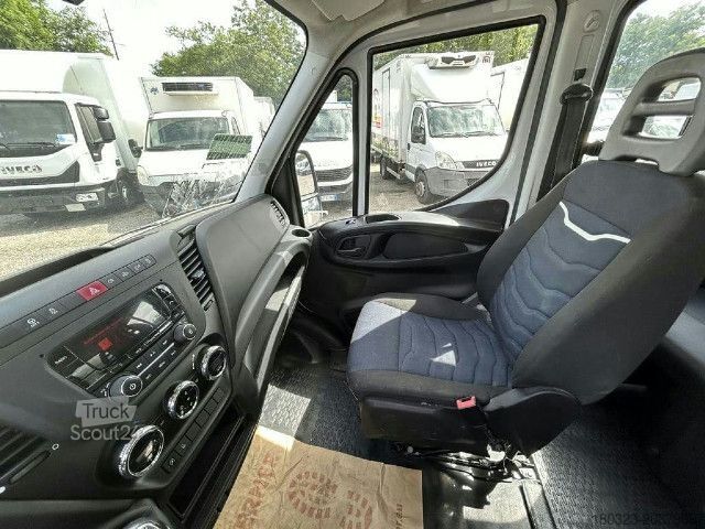 Camión volquete trilateral IVECO 35C14H D