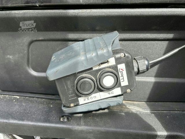 Camión de plataforma IVECO 35C14H D