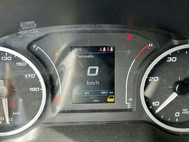 Camión de plataforma IVECO 35C14H D