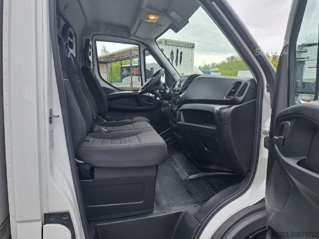 Furgone chiuso IVECO 35C16H