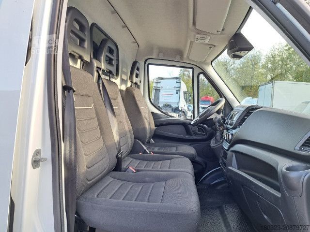 Furgoneta IVECO 35S16 V