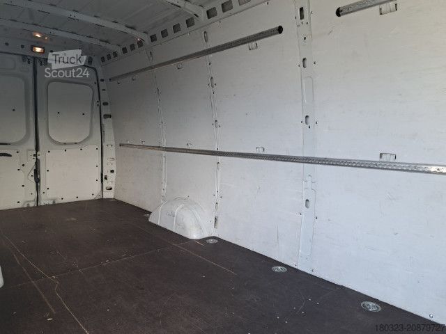 Furgoneta IVECO 35S16 V