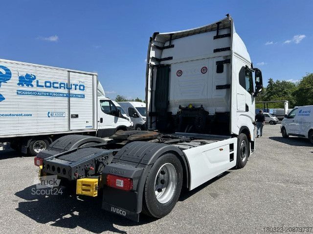 Standard tractor unit IVECO AS440S51T/P