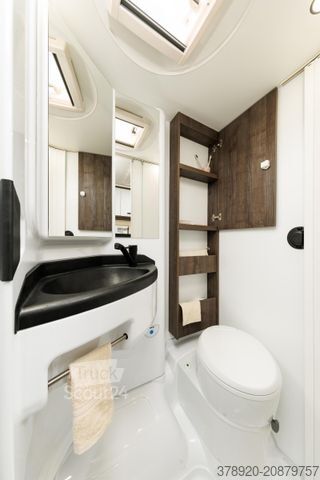 Polintegriran avtodom BENIMAR Yrteo Y861 Verfügbar April 2026