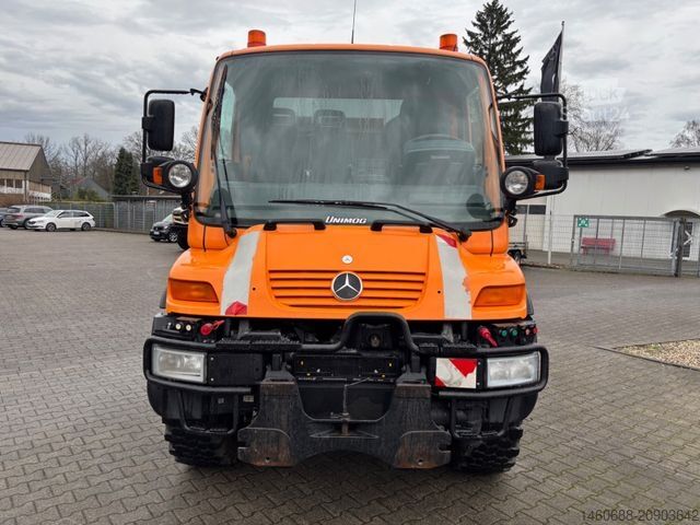 Chasis de camión UNIMOG Unimog U300