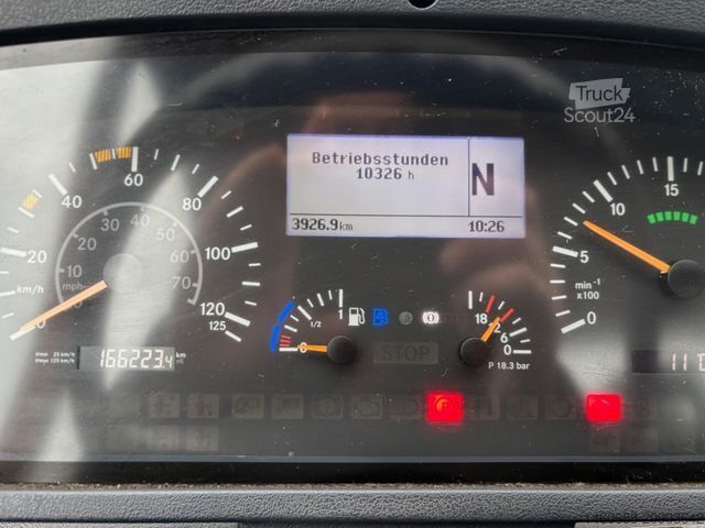 Chasis de camión UNIMOG Unimog U300