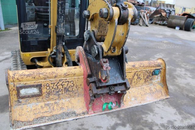 Mini-excavator CATERPILLAR 301.7D - Nr.: 671