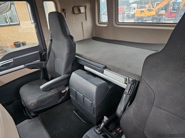 Standart çekici ünitesi MAN TGS 18.460L 4x4 Hydrodrive