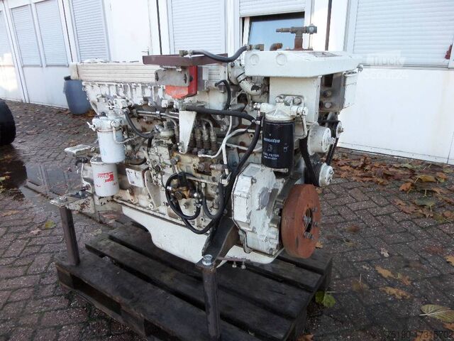 Motor Komatsu SA6 D108-1