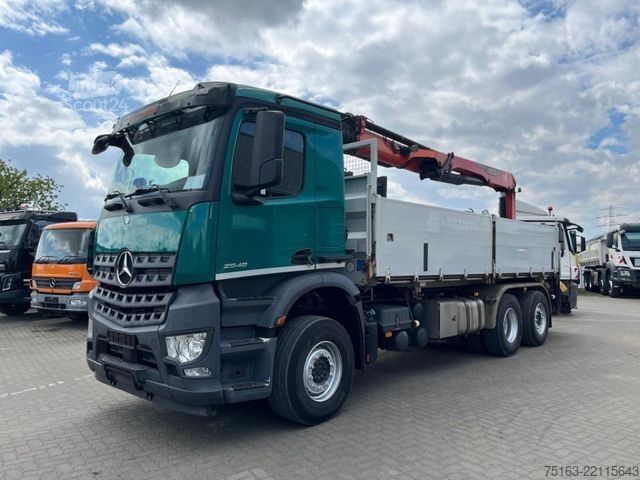 LKW mit Pritsche (offen) MERCEDES-BENZ Arocs 2648 6x2 3-Achs Kipper Heckkran Funk