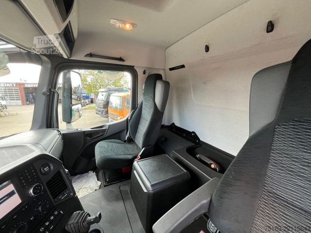 LKW mit Pritsche (offen) MERCEDES-BENZ Arocs 2648 6x2 3-Achs Kipper Heckkran Funk