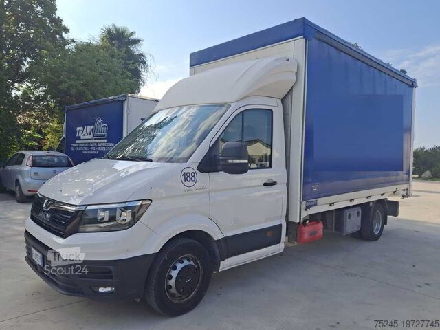 фургон с брезент MAN TGE 3.180