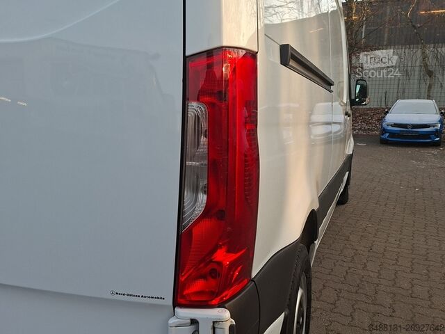 Panel van Mercedes-Benz SPRINTER 314 L2H2 AHK KAMERA STDHZG NAVI KLIMA
