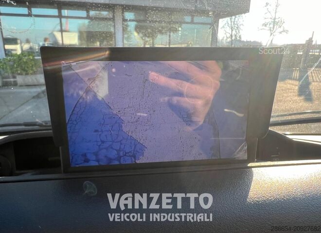 IVECO DAILY 35C14 Kastenwagen mit Ladebordwand Iveco DAILY 35C14