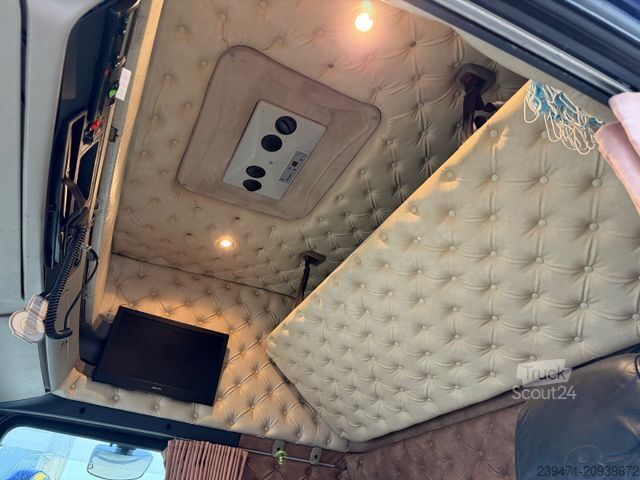 Standard trækkerunit SCANIA R620 V8 Retarder 2x Tank Vollspoiler Eu5