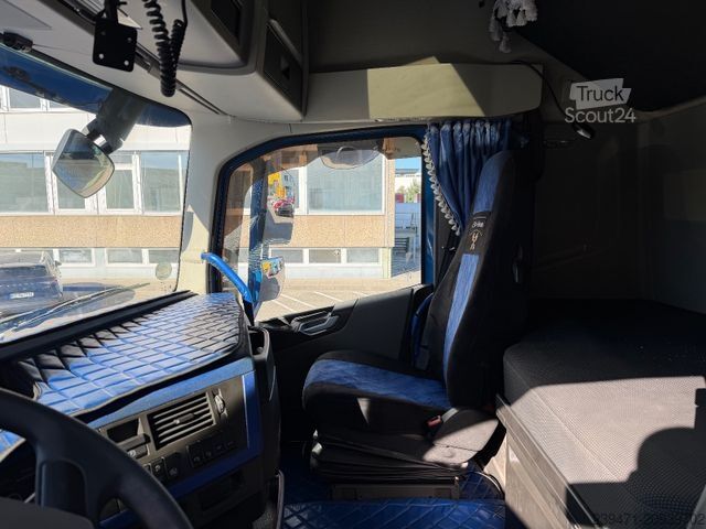 Vakuuminė cisterna sunkvežimis VOLVO FH 420 8x2 Silo Spitzer 2Kammer