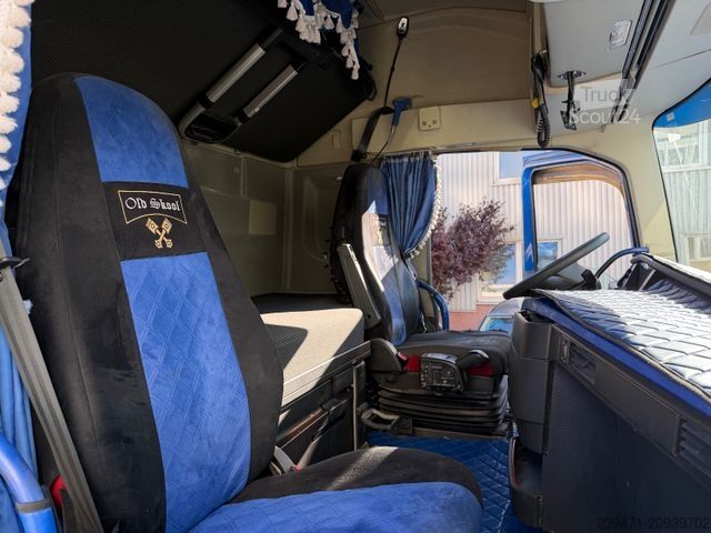 Vakuuminė cisterna sunkvežimis VOLVO FH 420 8x2 Silo Spitzer 2Kammer